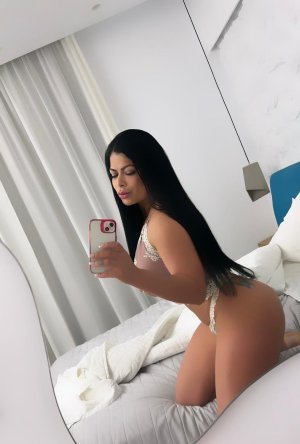 Camila – Sexdating, Sex Hrvatska, Gole Hrvatice – Šibenik