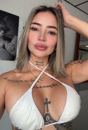 Emily – Sexdating, Sex Hrvatska, Gole Hrvatice – Dubrovnik