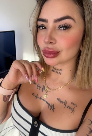 Emily – Sexdating, Sex Hrvatska, Gole Hrvatice – Dubrovnik