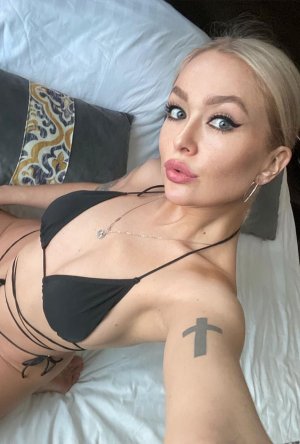 Kira – Sexdating, Sex Hrvatska, Gole Hrvatice – Split
