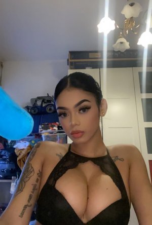 Natasha – Sexdating, Sex Hrvatska, Gole Hrvatice – Pula
