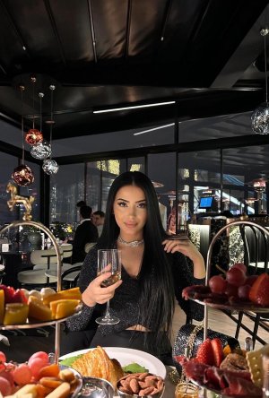Yagmur – Sexdating, Sex Hrvatska, Gole Hrvatice – Split