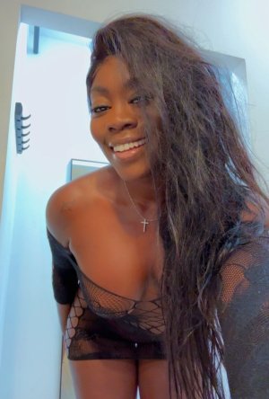 Zuri – Sexdating, Sex Hrvatska, Gole Hrvatice – Zagreb